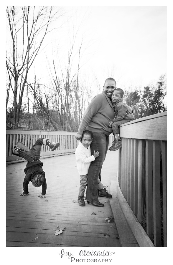 Congers Lake Boardwalk, black and white family photography, break dancing