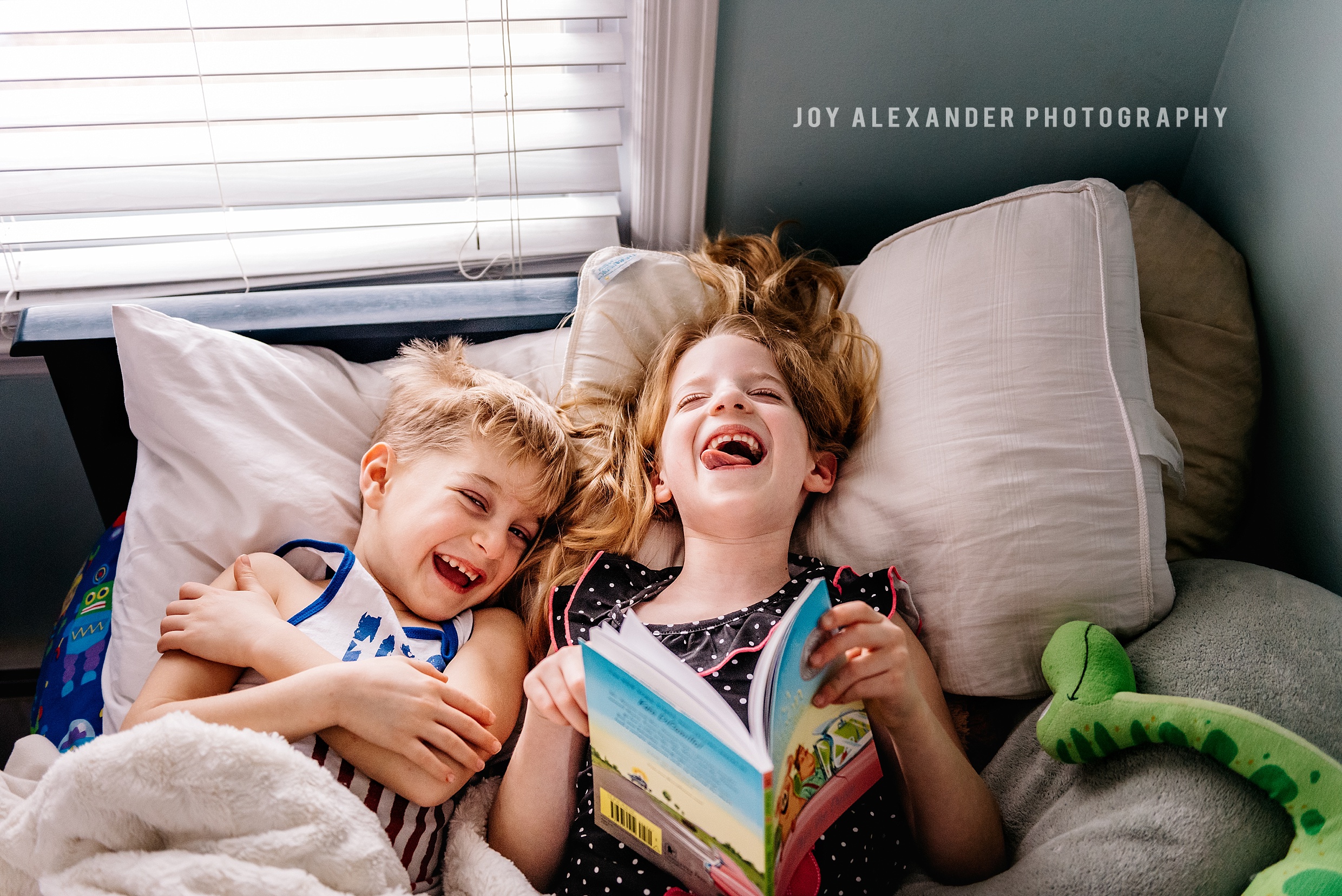 Nyack, twins, kids reading, kids laughing, boy girl twins, Rockland County, Westchester NY